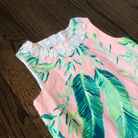 Lilly Pulitzer Girls 8 Light Pink/Green Palms/Monkey Embroidered Shift Dress - Picture 2 of 12
